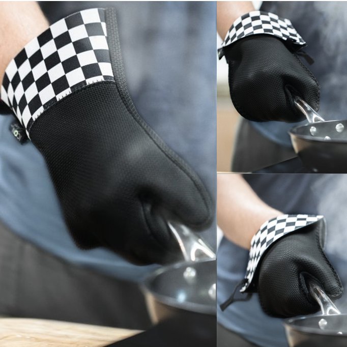 Original Five Finger and Extendable Cuff Oven Mitt collection